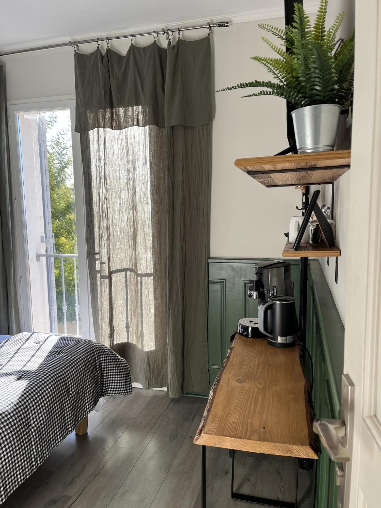 Le Clos Du Jas Bed & Breakfast Marseille