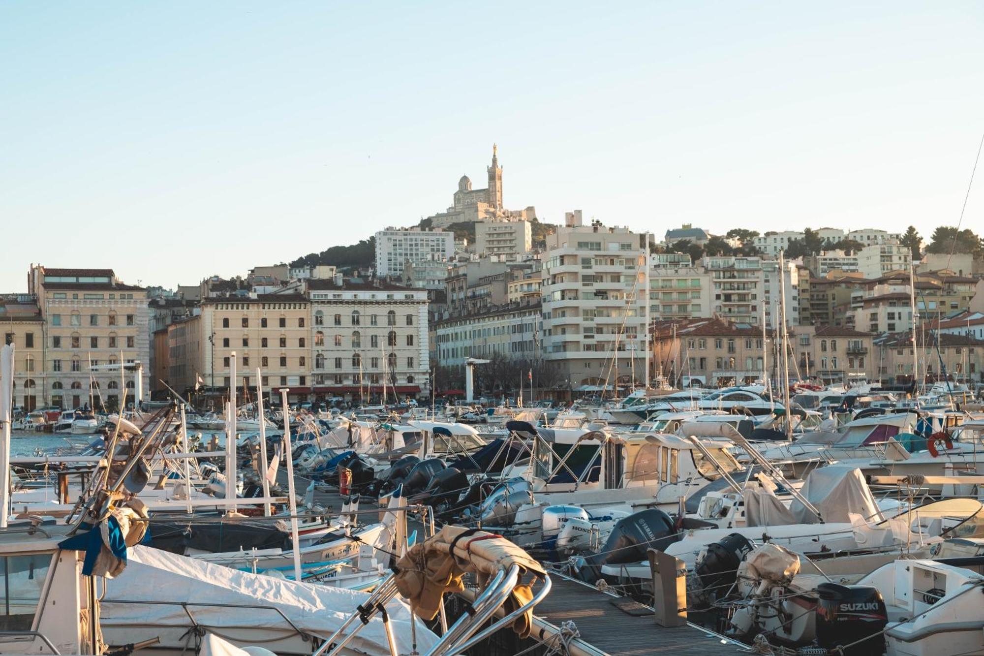Sv - Au Pied Du Vieux Port *