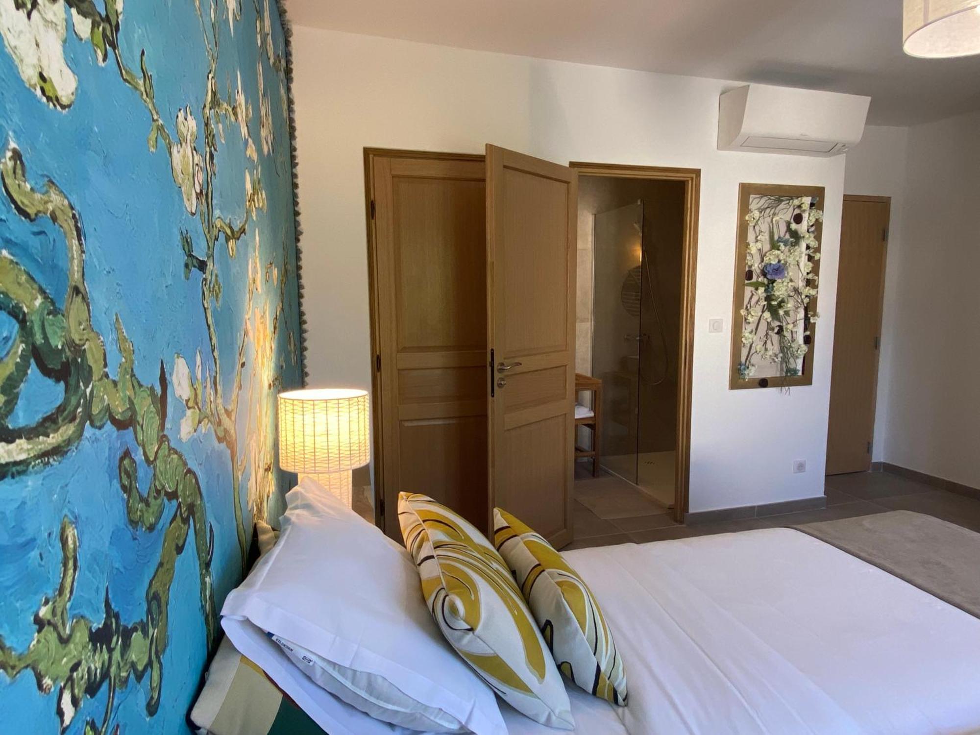 Hotel Mgh Massilia House *