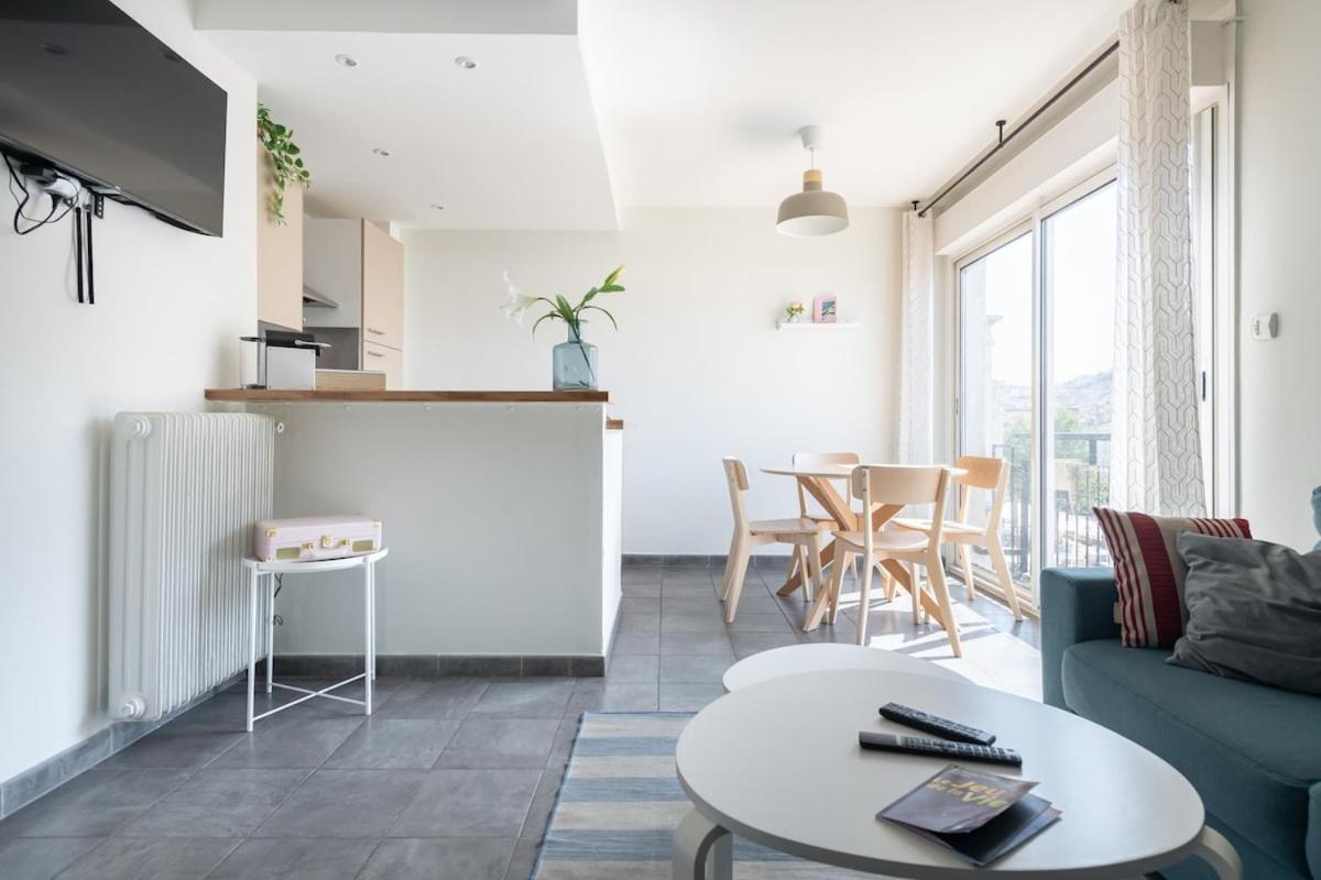 Apartment Bel Moderne Et Lumineux Canebiere, Pour 4 Personnes Marseilles