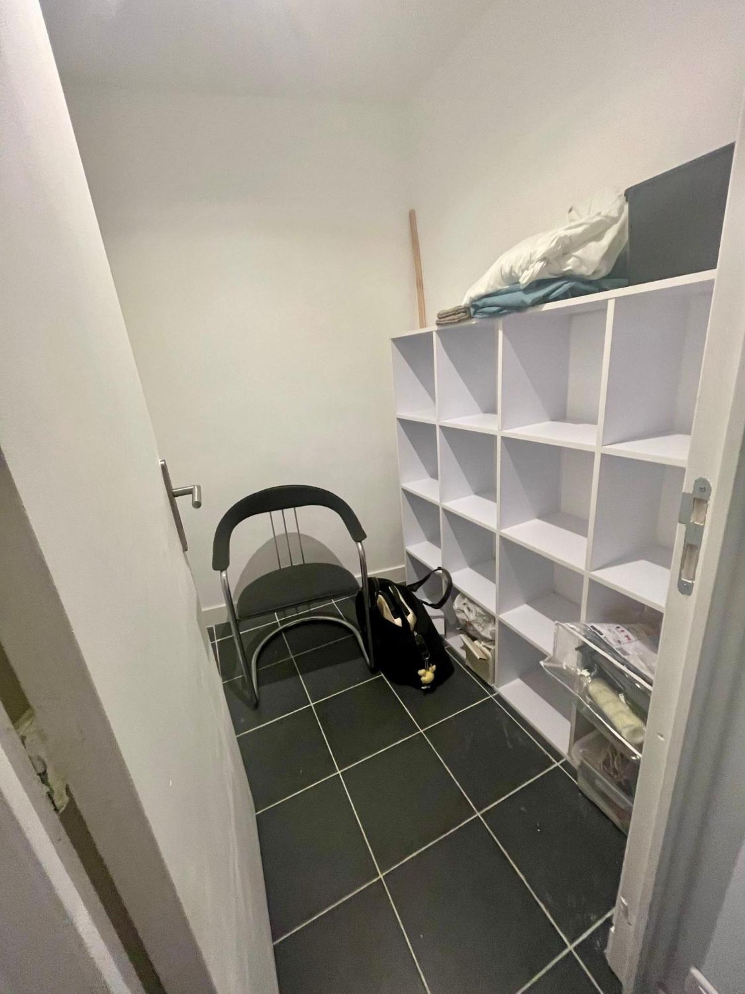 Appartement Un Spacieux T2 En Plein Centre Cours Belsuns Marseilles