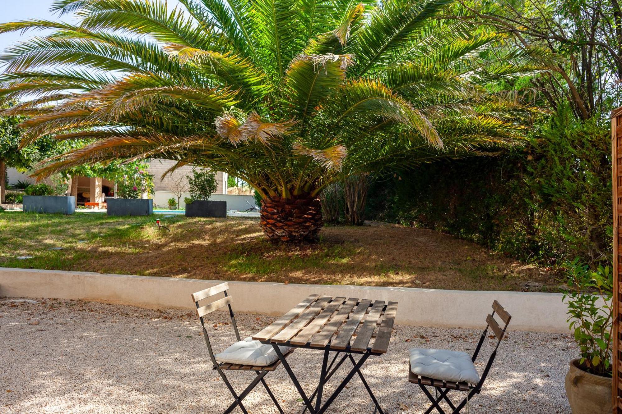 Cocon Avec Piscine Et Jardin * Marseilles