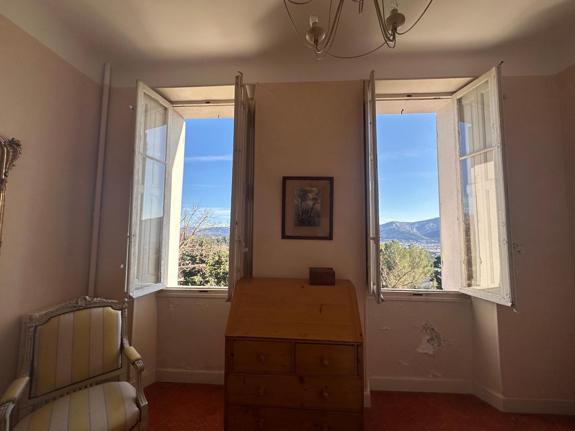 Bastide Provencale Avec Piscine Villa