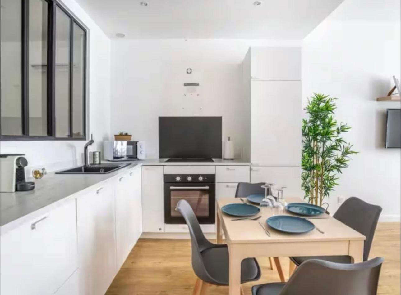 Apartment Cosy Azur Au Coeur Du Vieux Port Marseilles