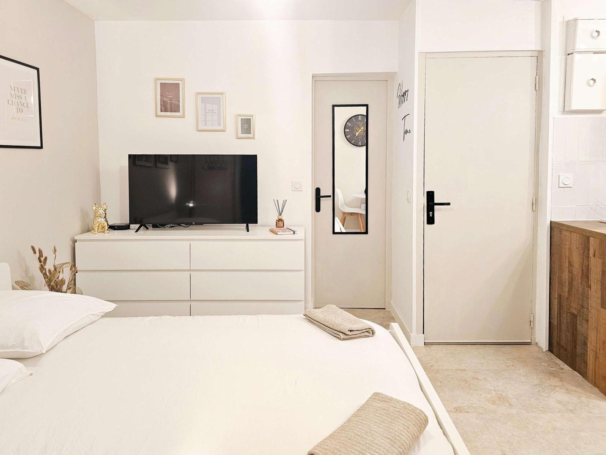 Apartment Rise In Center Of At Vieux-port And Opera Marseilles