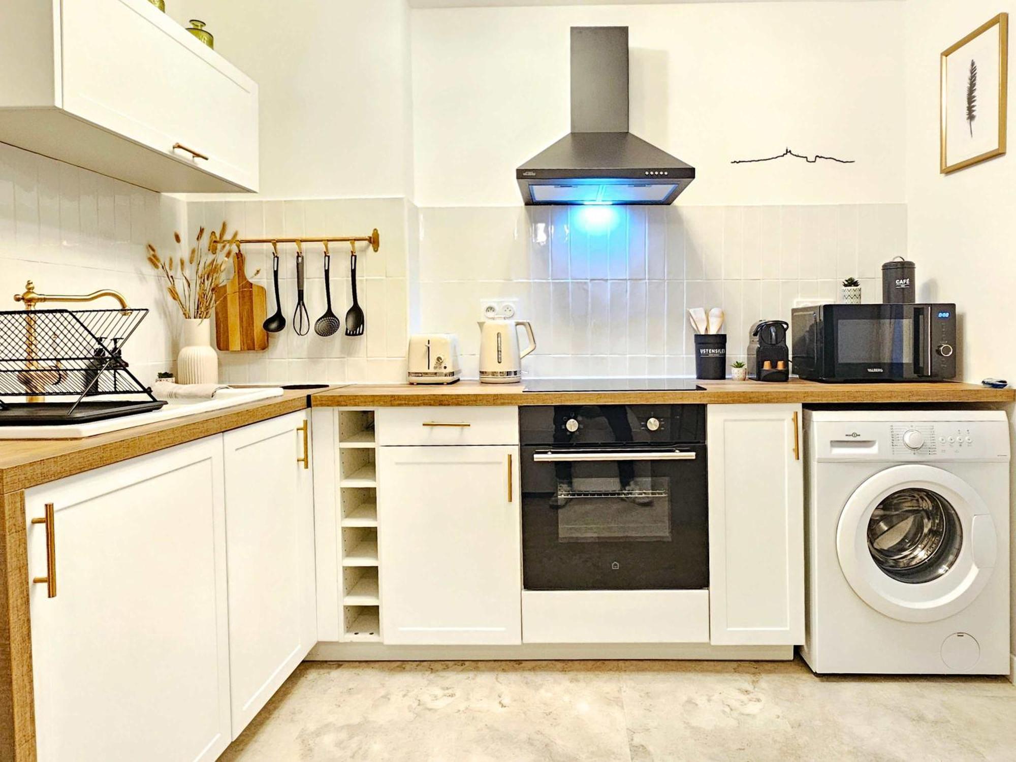 Rise In Center Of At Vieux-port And Opera Apartment *