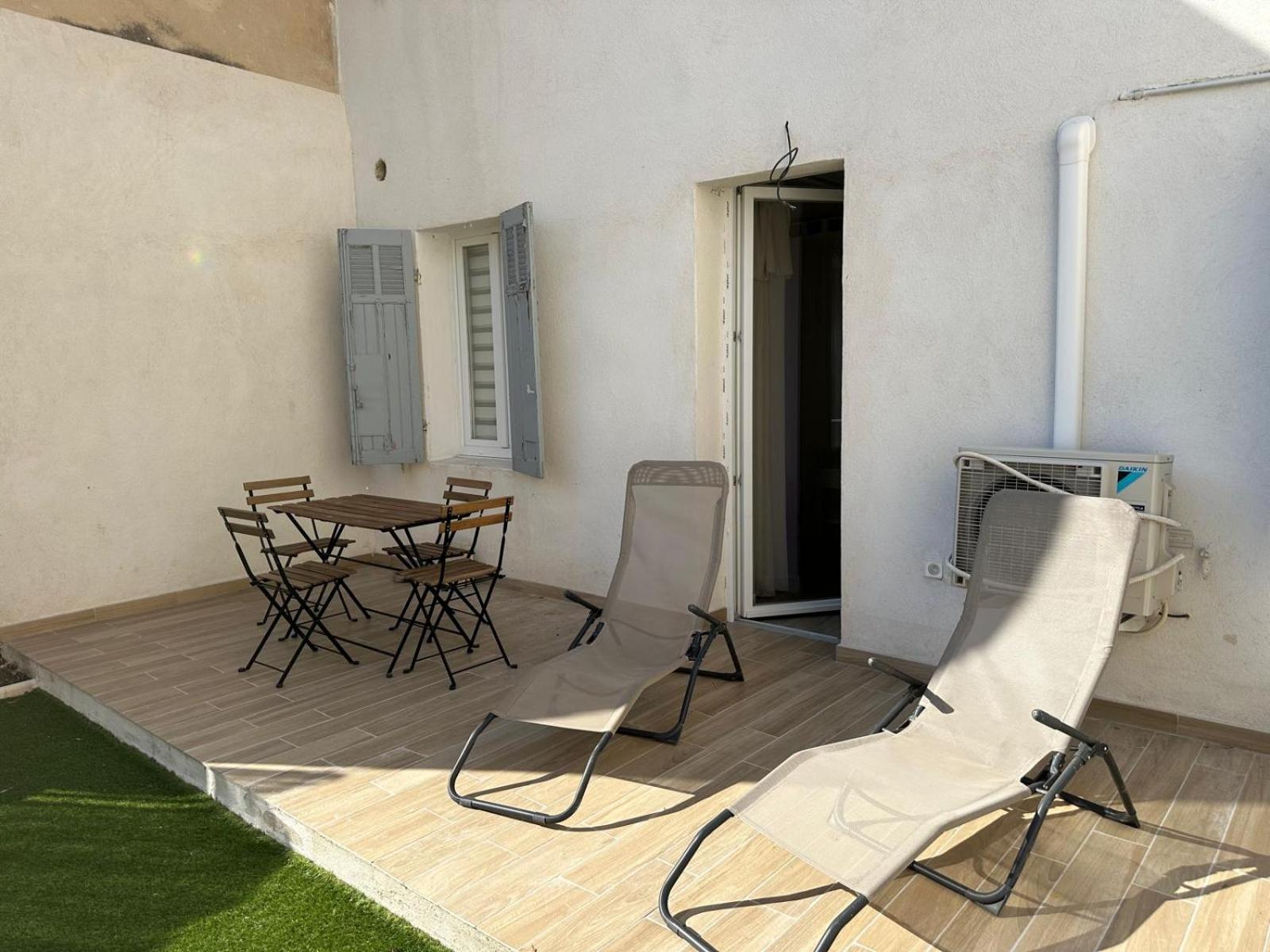 Apartment Escapade Marseillaise Proche De La Plein Sud Avec Jardin Prive - Clim & Wifi Gratuit *