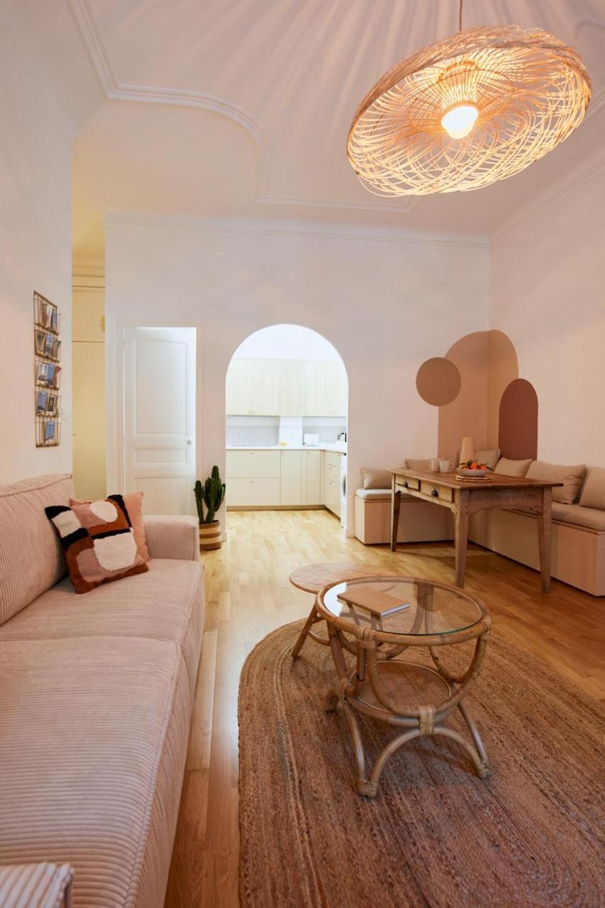Apartment Refait A Neuf Entre Et Vieux Port Marseilles