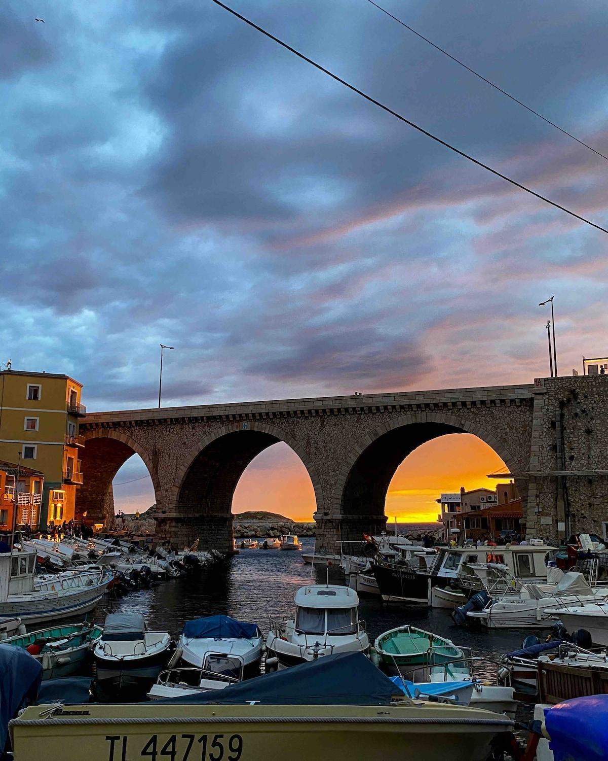 Apartment Refait A Neuf Entre Et Vieux Port Marseilles