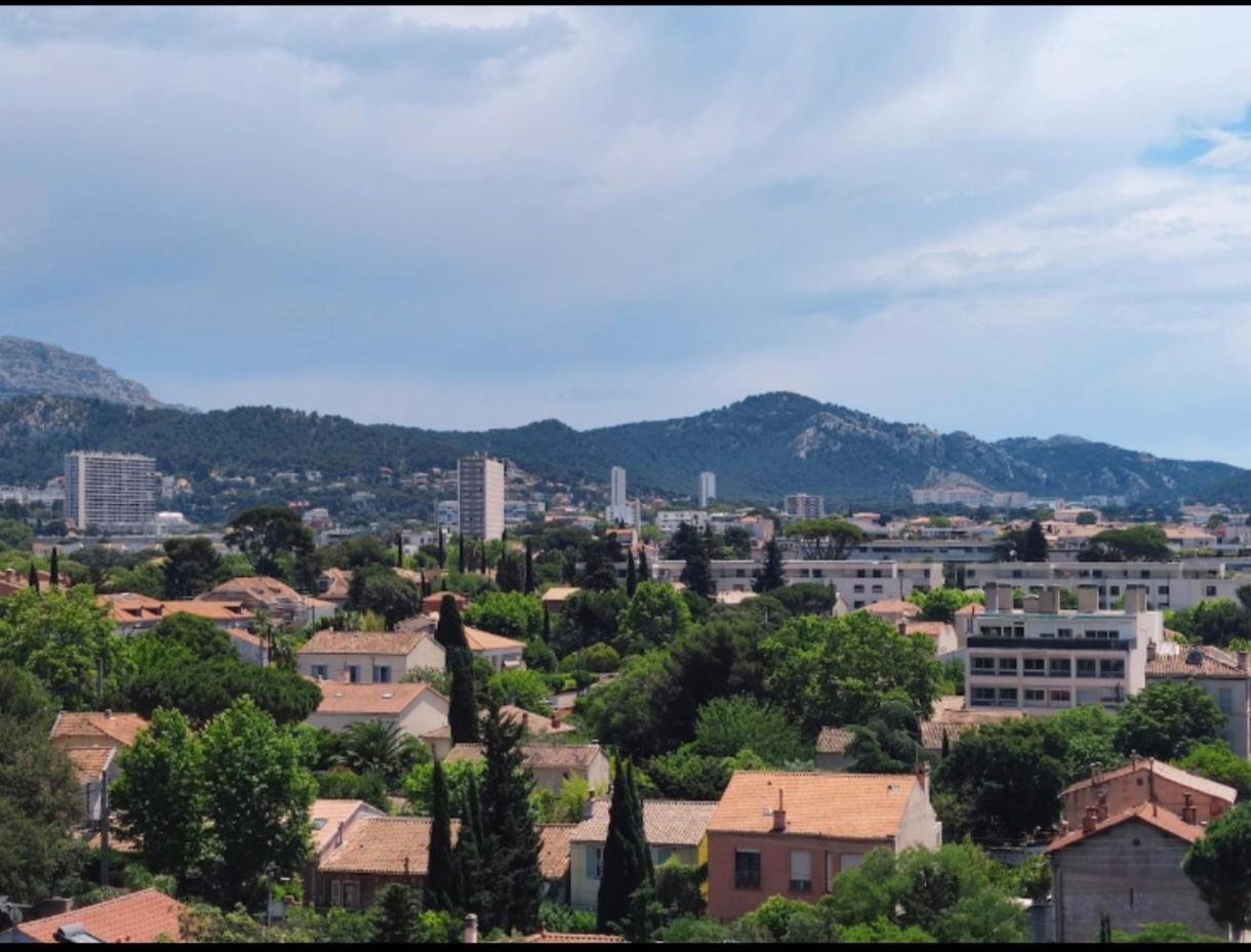 Ở trọ Entre Et Stade Velodrome