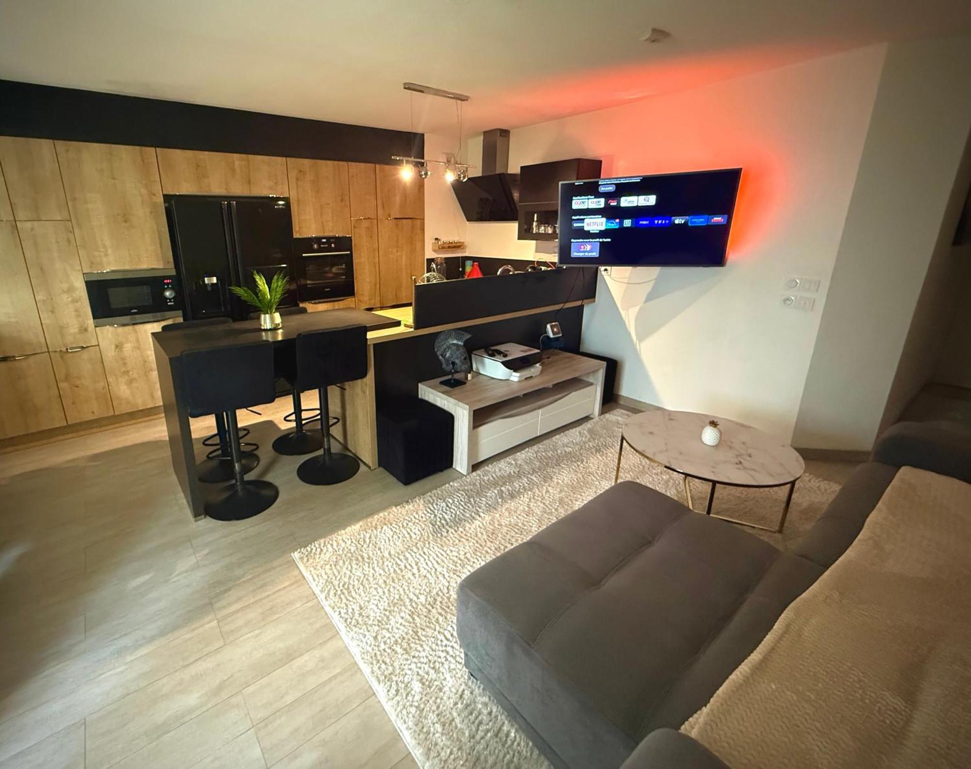Pied-A-Terre De Reve A Marseille - Confort & Style & Moderne & Equipe & Cosy Căn hộ *