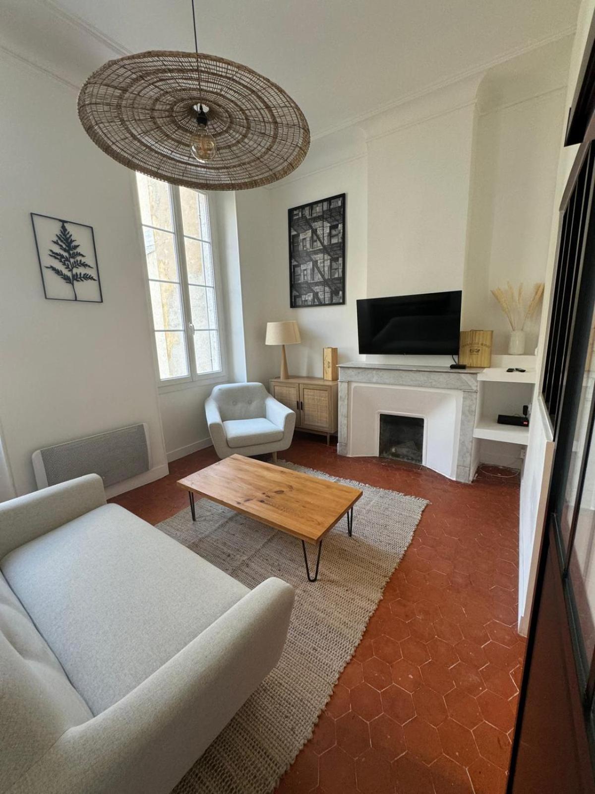 Apartment Sous Notre Dame A 5 Min Du Vieux Port Marseille