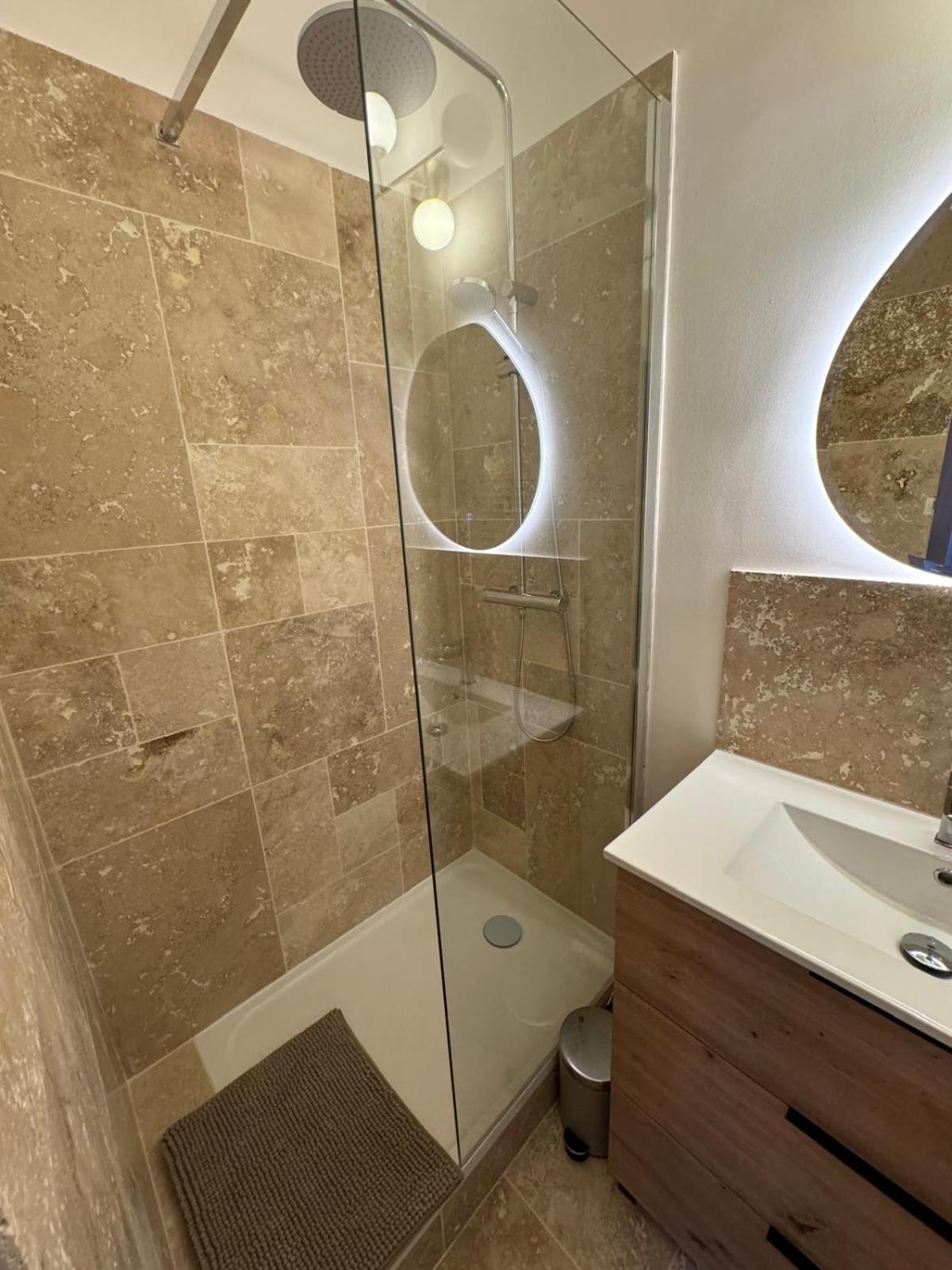 Apartment Sous Notre Dame A 5 Min Du Vieux Port Marseille