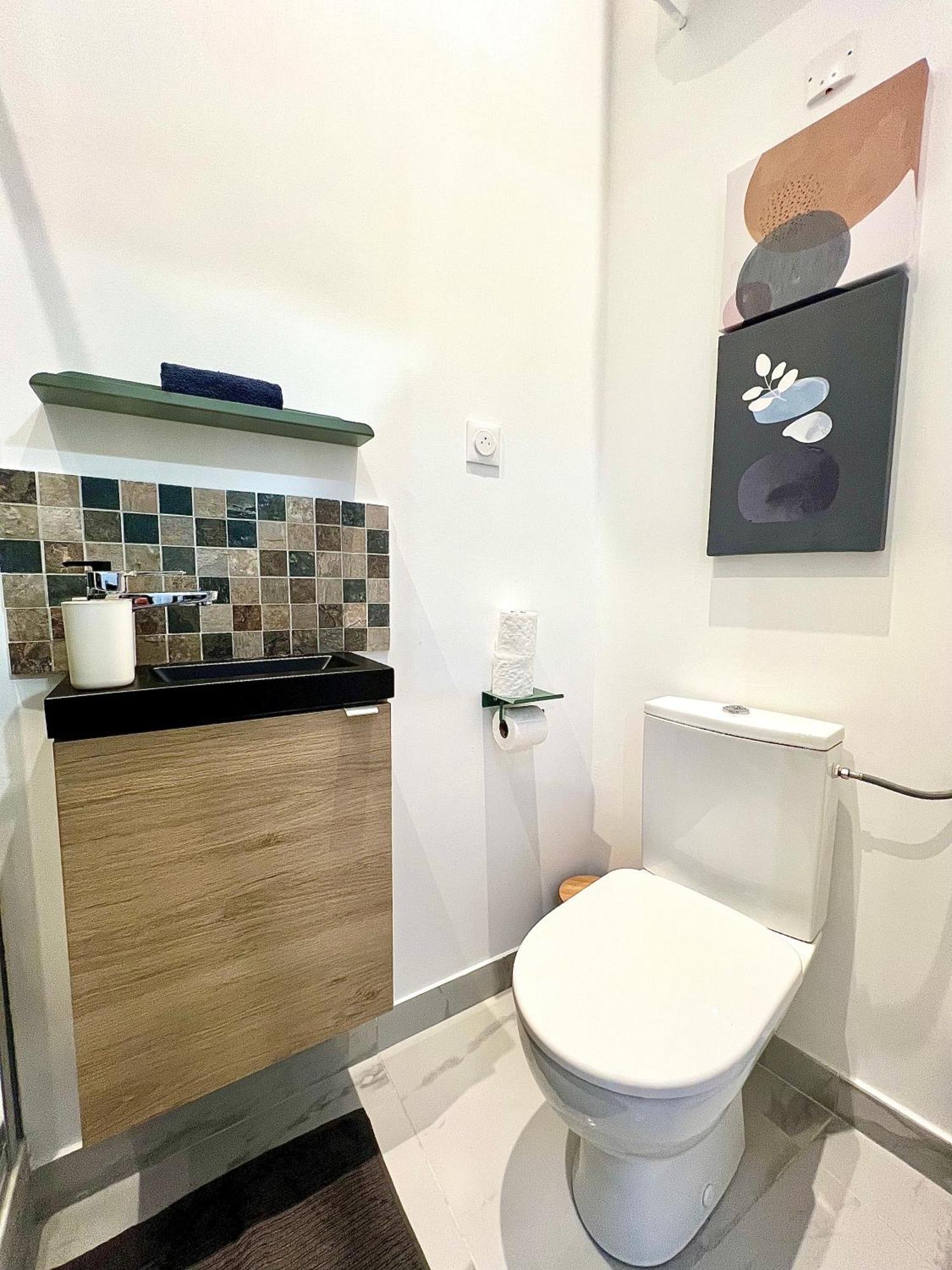 Apartment Jolie Au Coeur Du Panier Marseilles