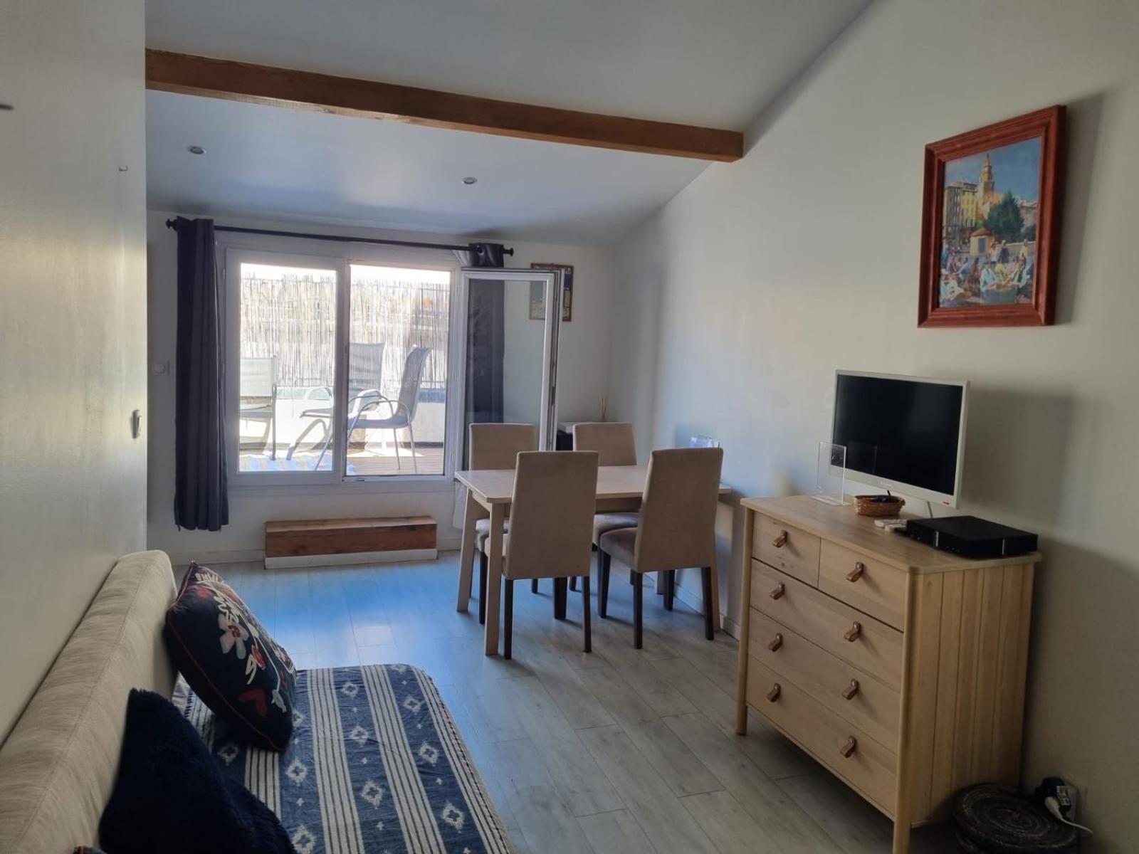Apartment Avec Terrasse