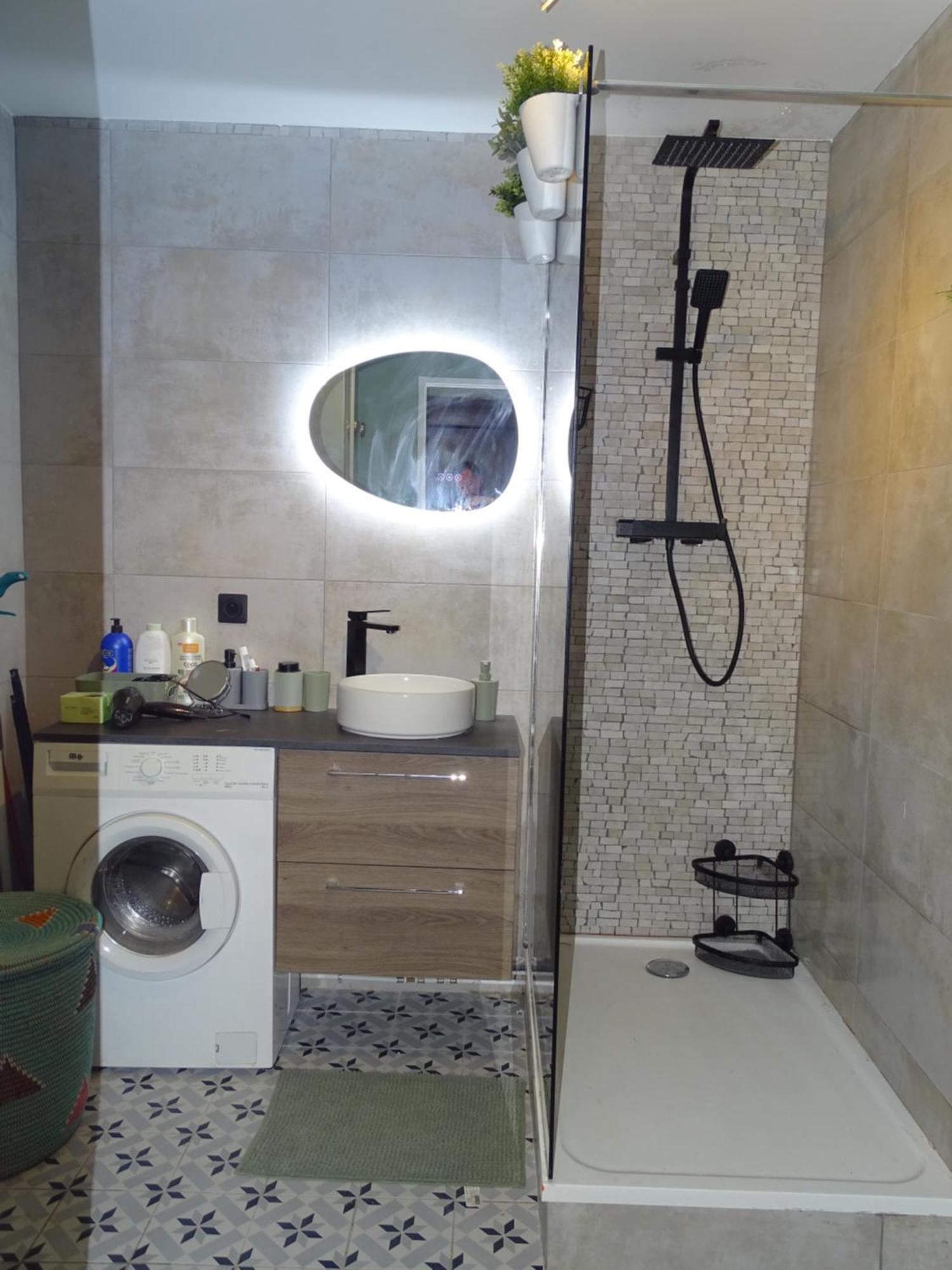 Le Letizia-wifi-netflix-balcon-friche Belle De Mai Urban Nestconciergerie