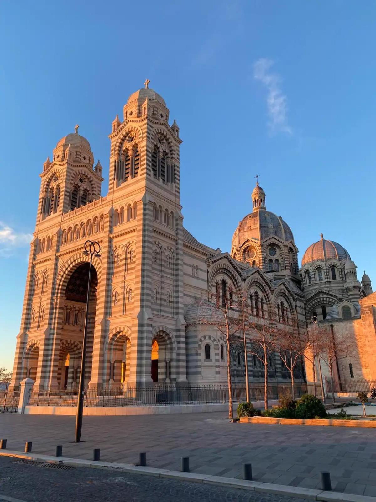 Superb 56 M Near Vieux-port And The Panier Marseilles