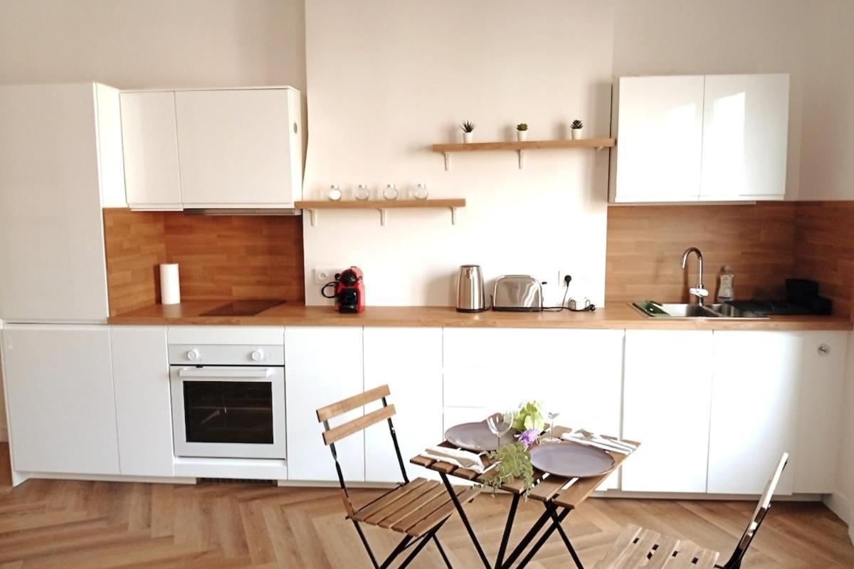 Le Phoceen Apartment Marseilles