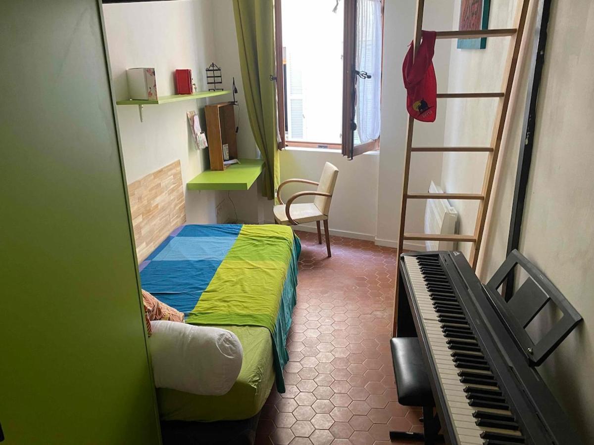 Panier Apartment4 Bedrooms 2 Bathrooms Terrace * Marseille