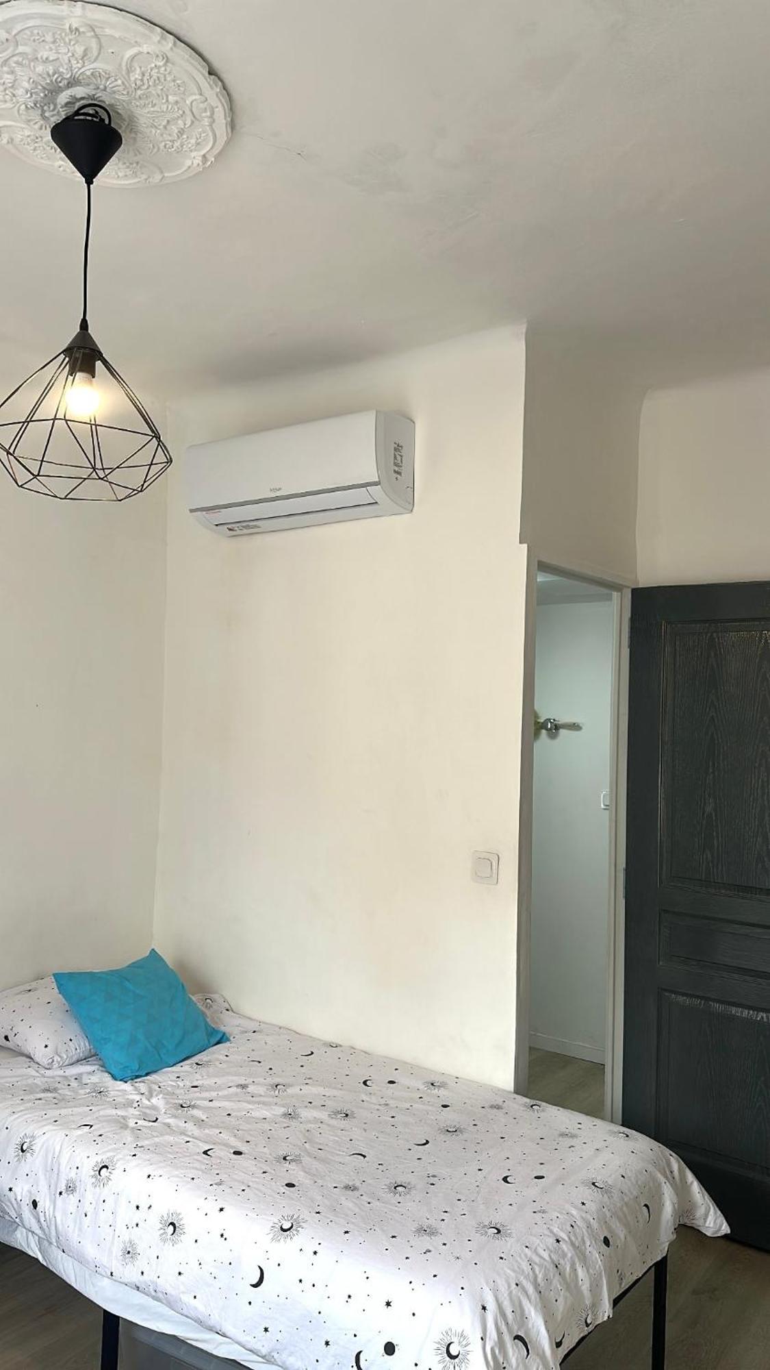 Flc - T3 Neuf - Saint-charles 1,5km - Clim Et Parking Apartamento