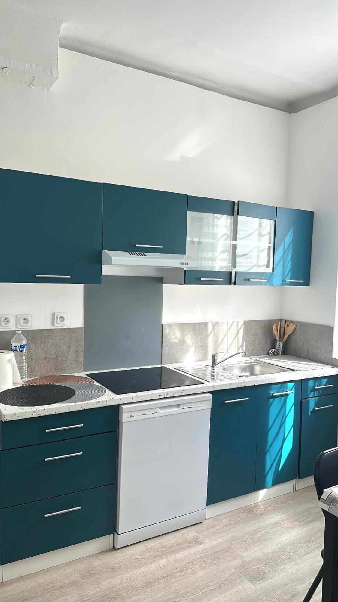 Flc - T3 Neuf - Saint-charles 1,5km - Clim Et Parking Apartment *