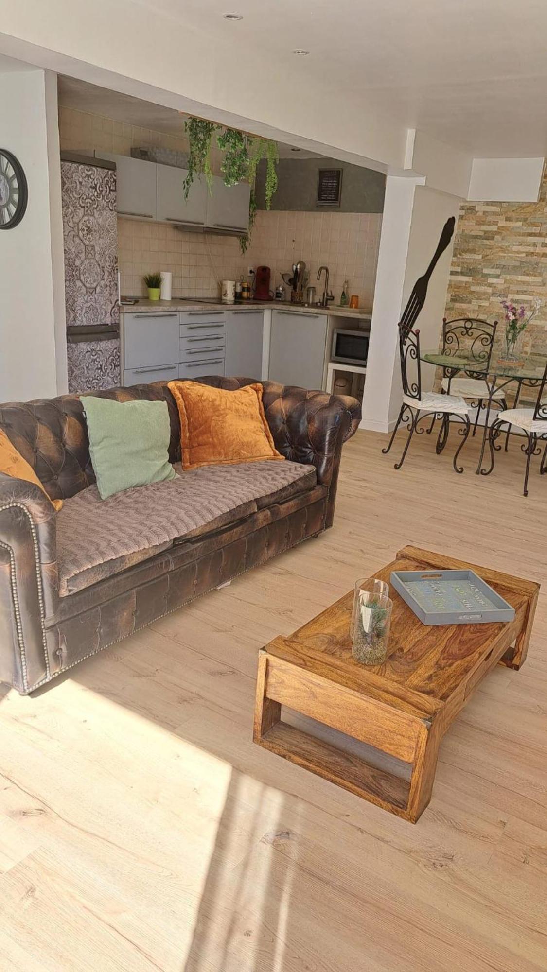 T2 Avec Terrasse Calme Absolue Dans Marseille