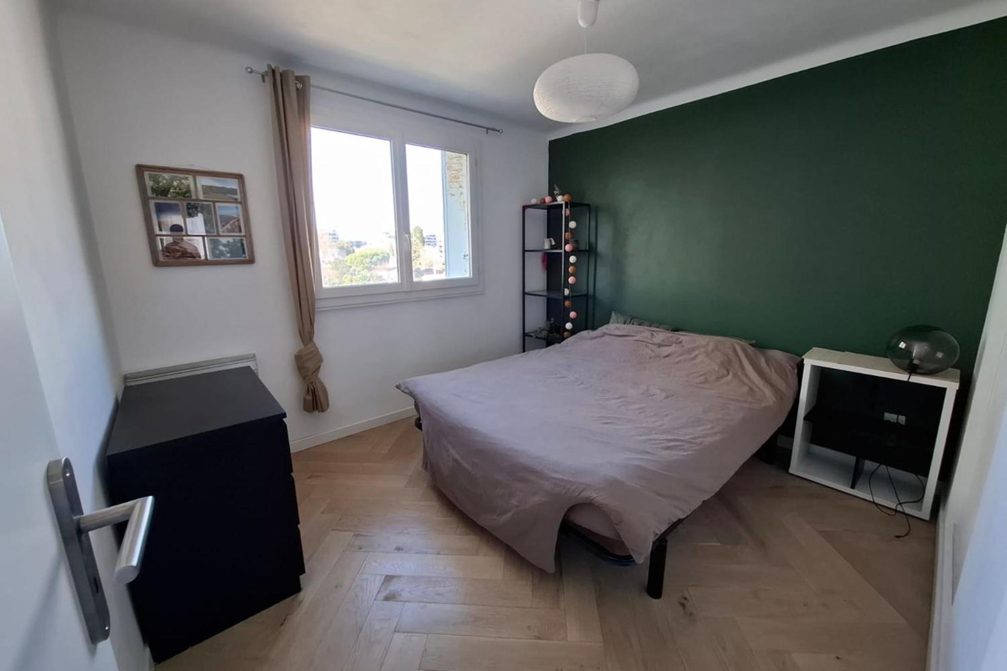 T2 With Wifi And Balcony In * Marseilles