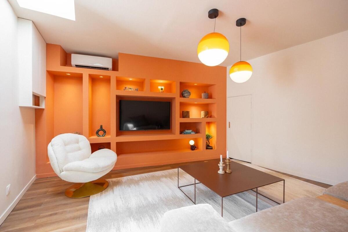 Apartment Small Townhouse Roucas