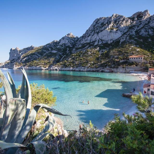 T2 Proche Des Calanques