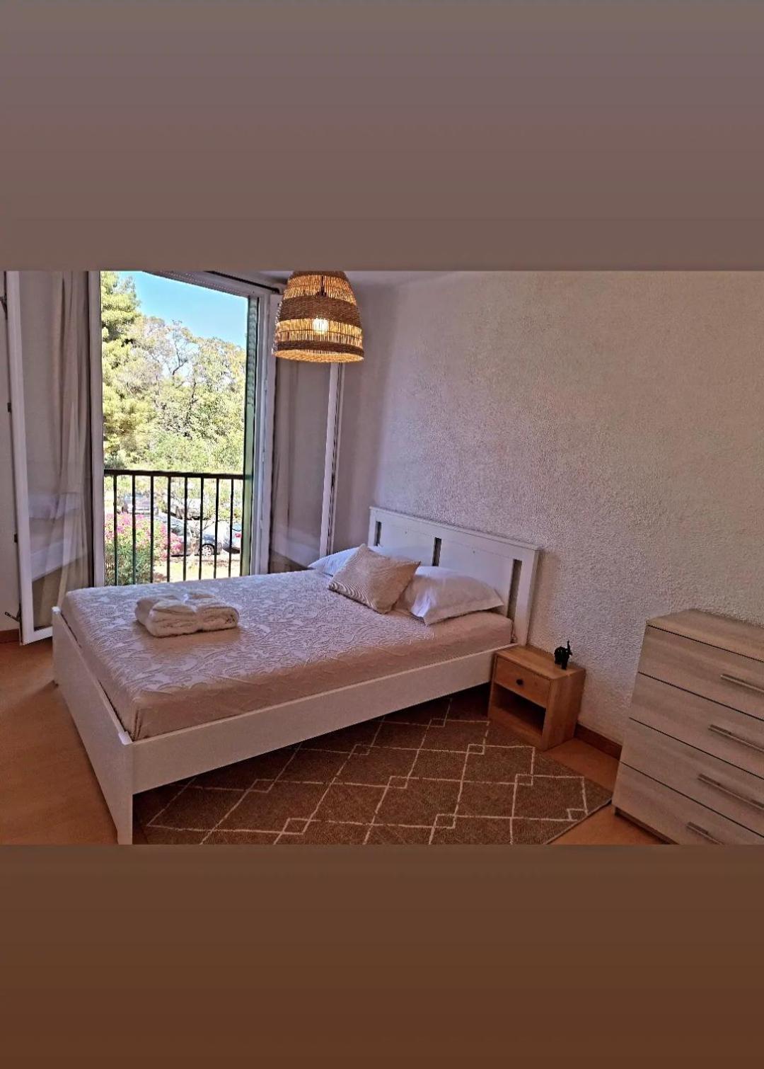 Sunny Apartment *