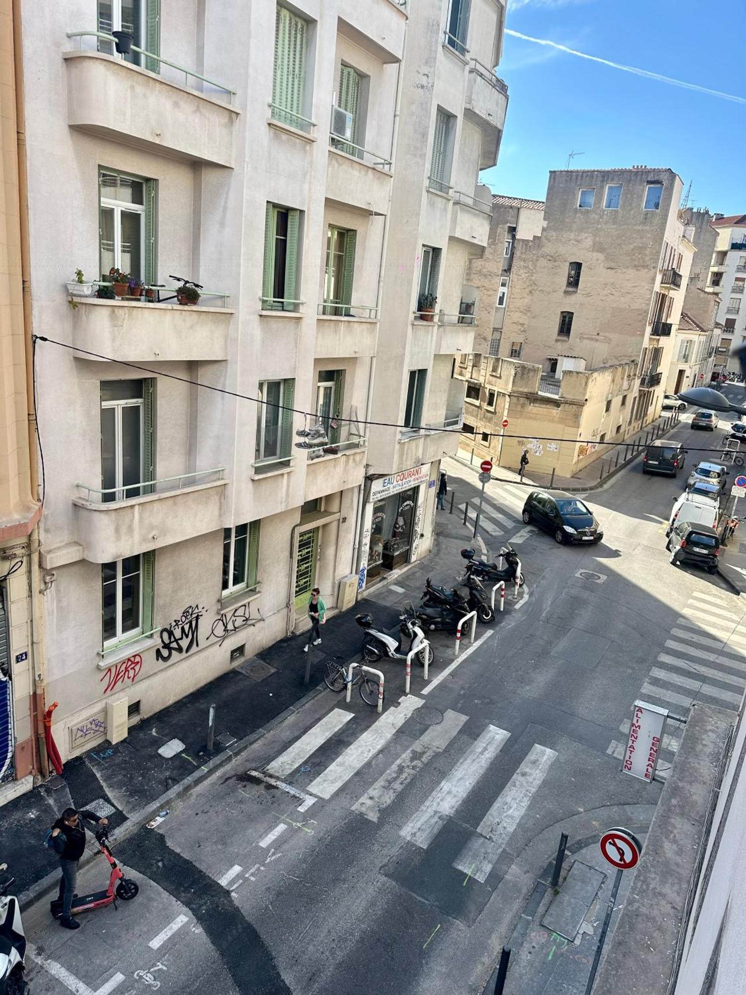 Un Sympa En Centre-ville Rue Du Camas Marseille