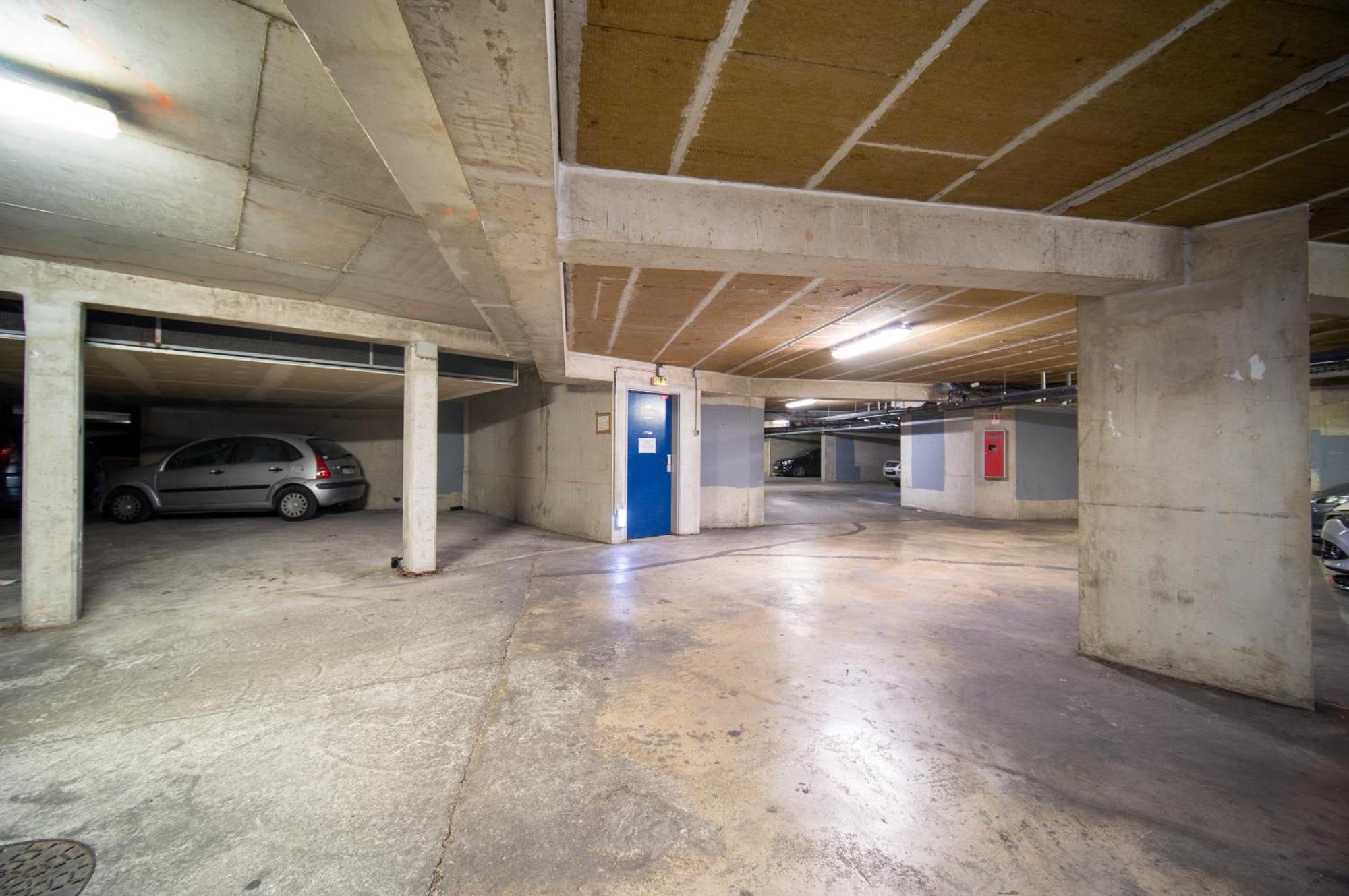 Equipe Parking A 6min De La Gare St Charles * Marseille