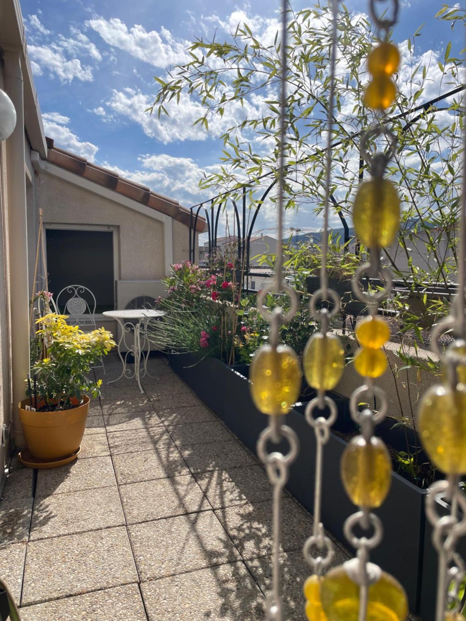 Prado Spacious And Sunny Loft In *