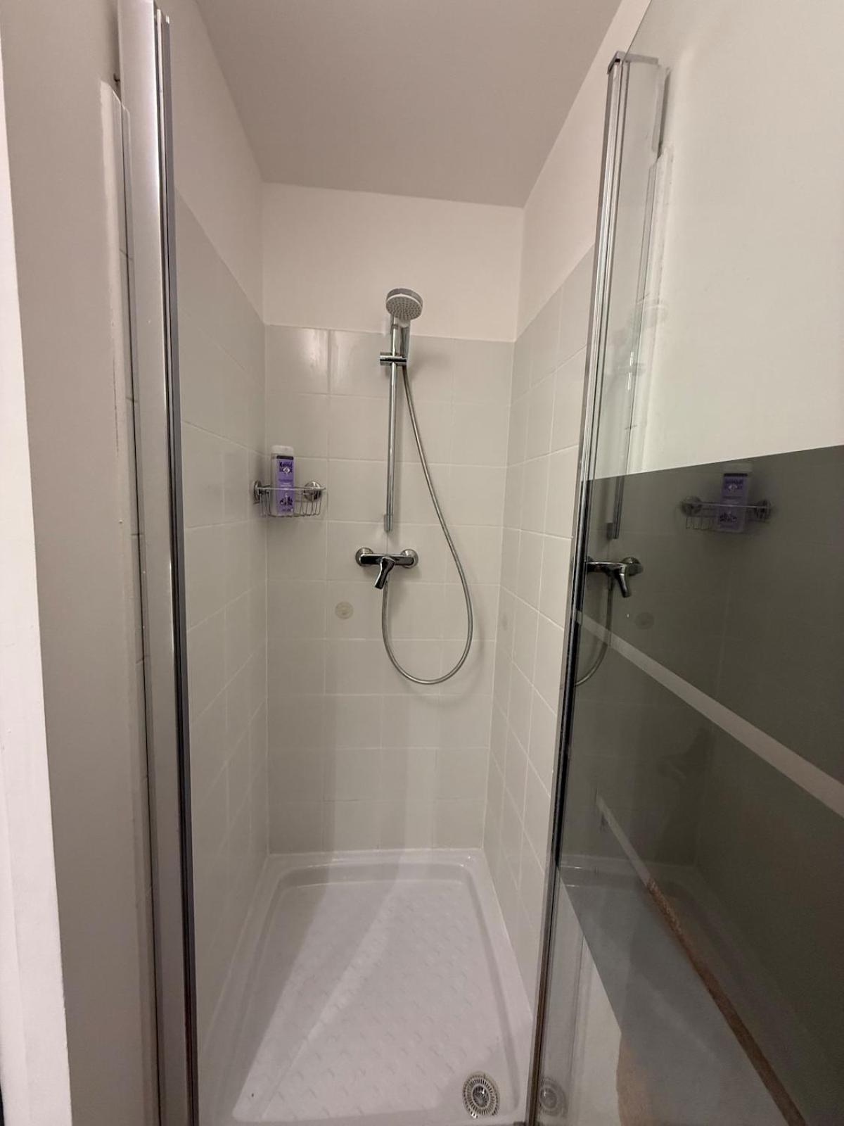 Apartment Moderne Avec Place De Parking Privative *