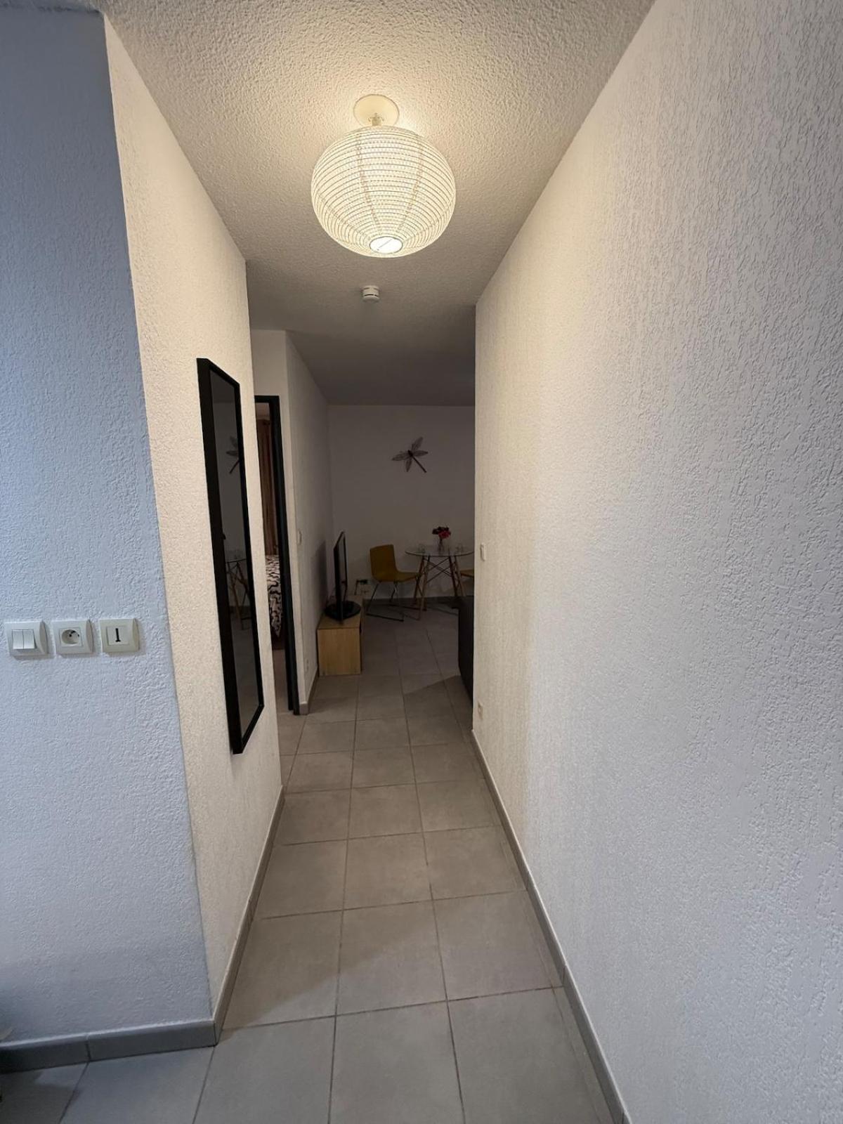Moderne Avec Place De Parking Privative