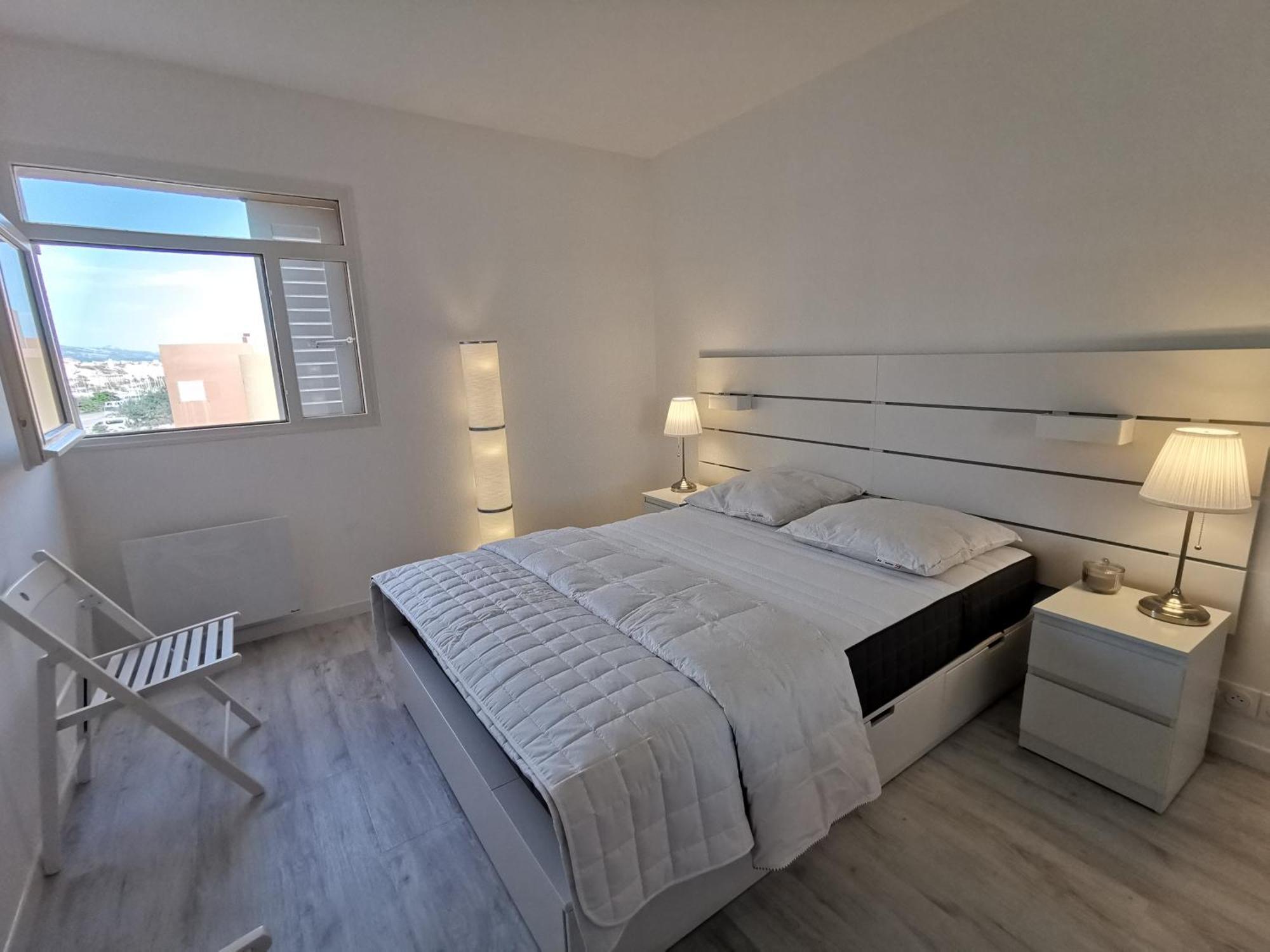 Ile Du Frioul Feerique 102m2 8p Superbe Vue 3 Terrasses A Pied Apartment Marseille
