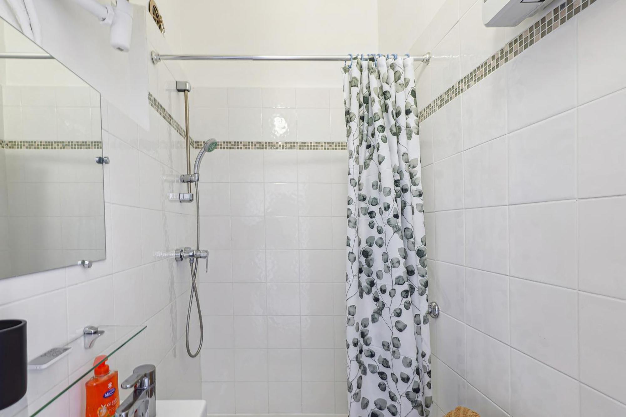 Montolieu - T2 A 7mn A Pied Du Vieux-port Apartment *