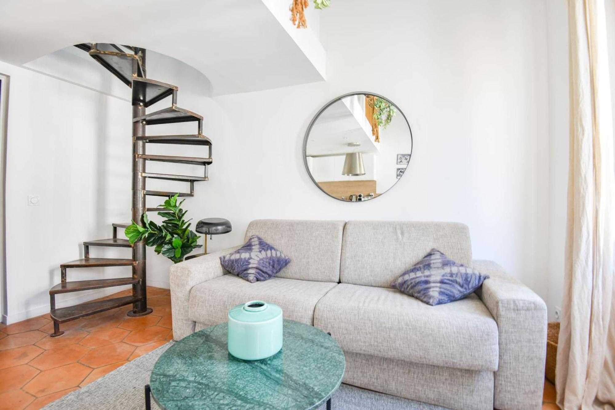 Chez Nais - 1 Ch Avec Clim - St Charles Appartement Marseilles