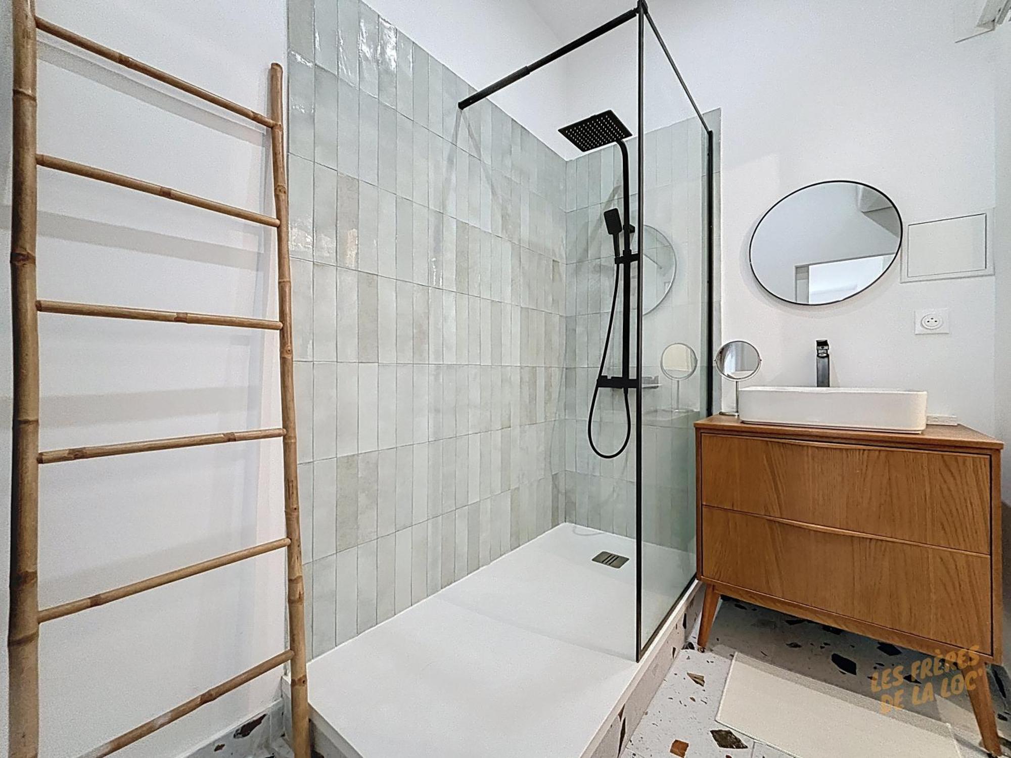 Apartment Magnifique - Centre Du Panier - Design - Les Freres De La Loc' *