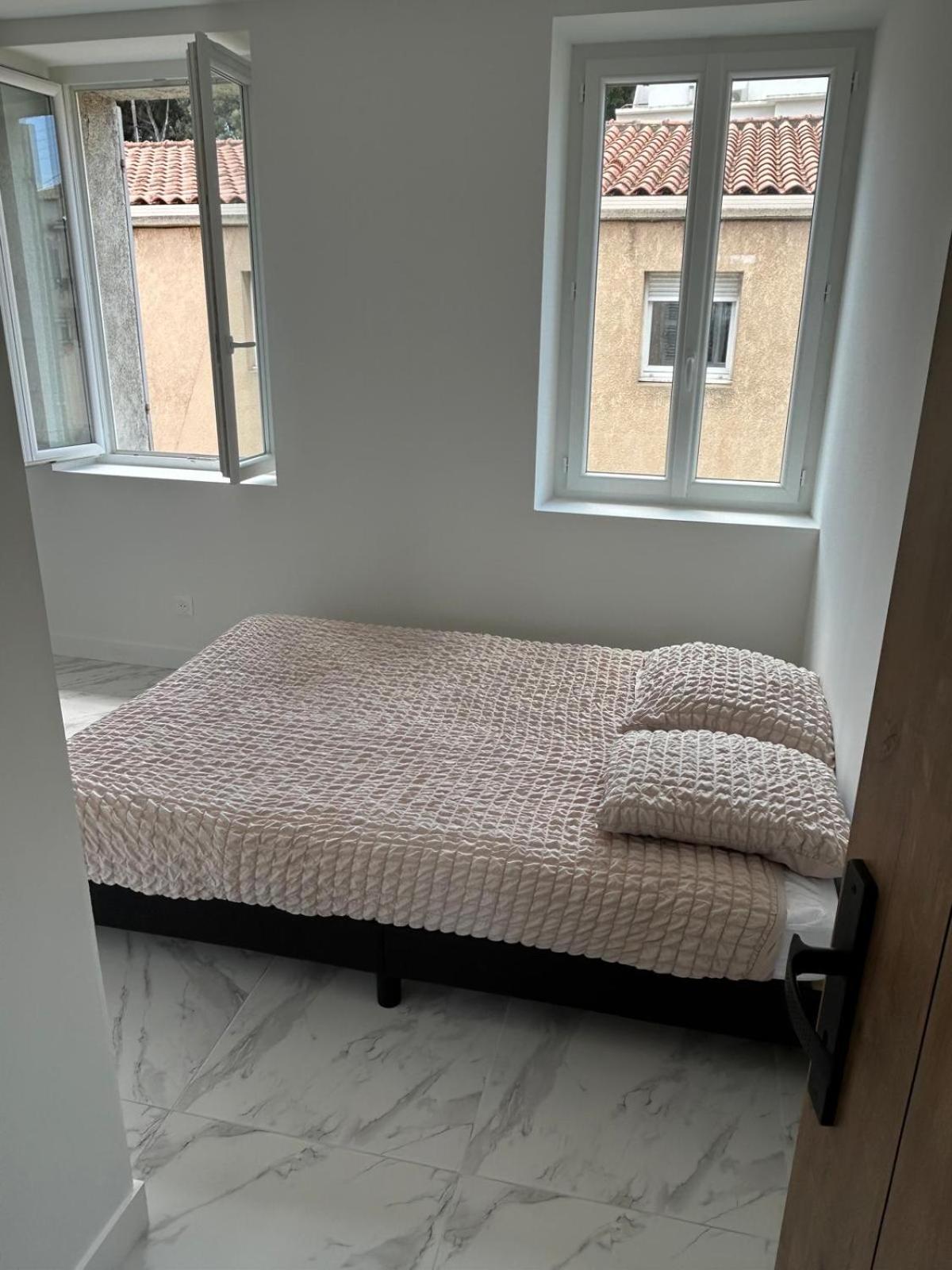 T3, Wi-fi ,climatise 2eme Etage Et Dernier Etage *