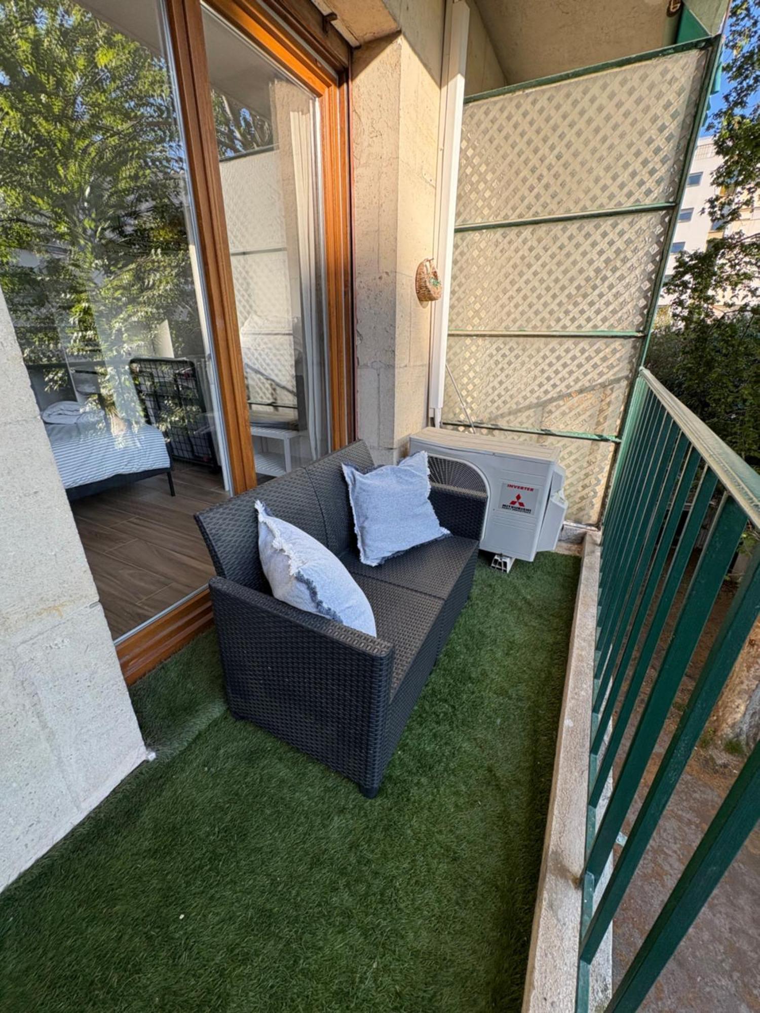 2 Proche Appartement *
