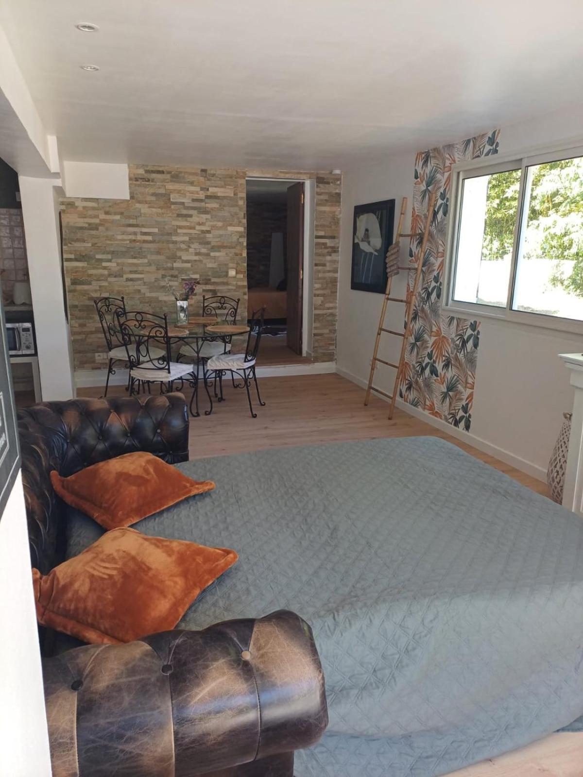 T2 Avec Terrasse Calme Absolue Dans Appartement *