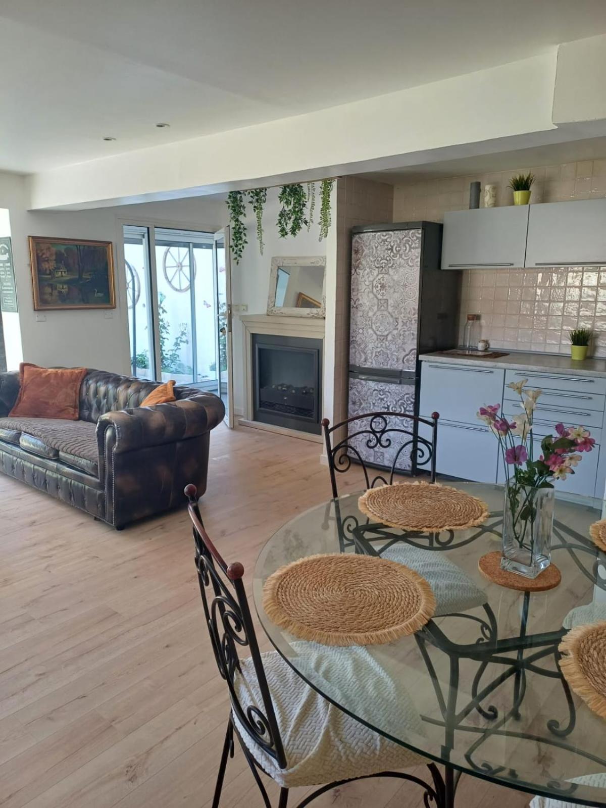 T2 Avec Terrasse Calme Absolue Dans Appartement *