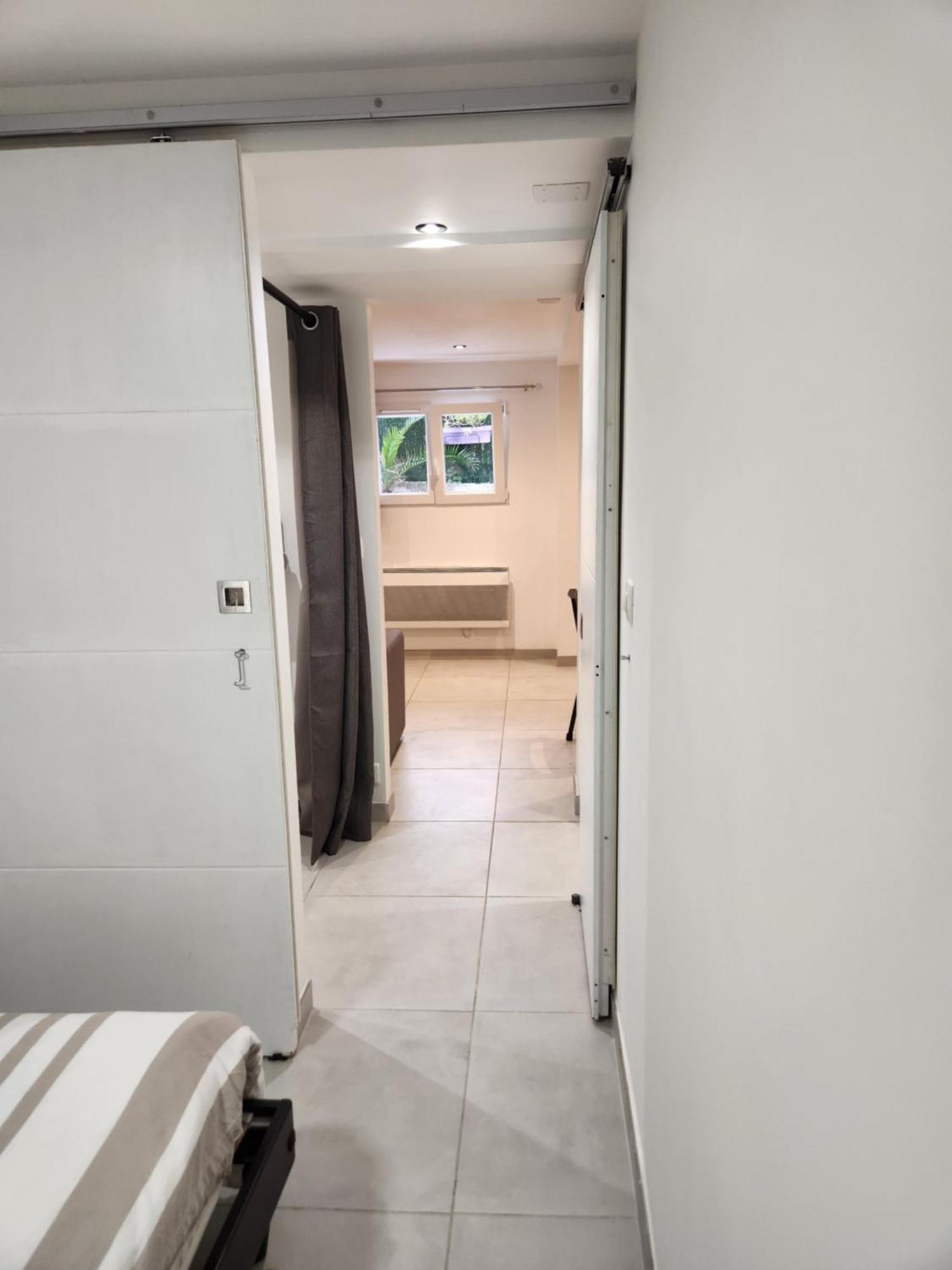 Appartement Bas De Marseilles