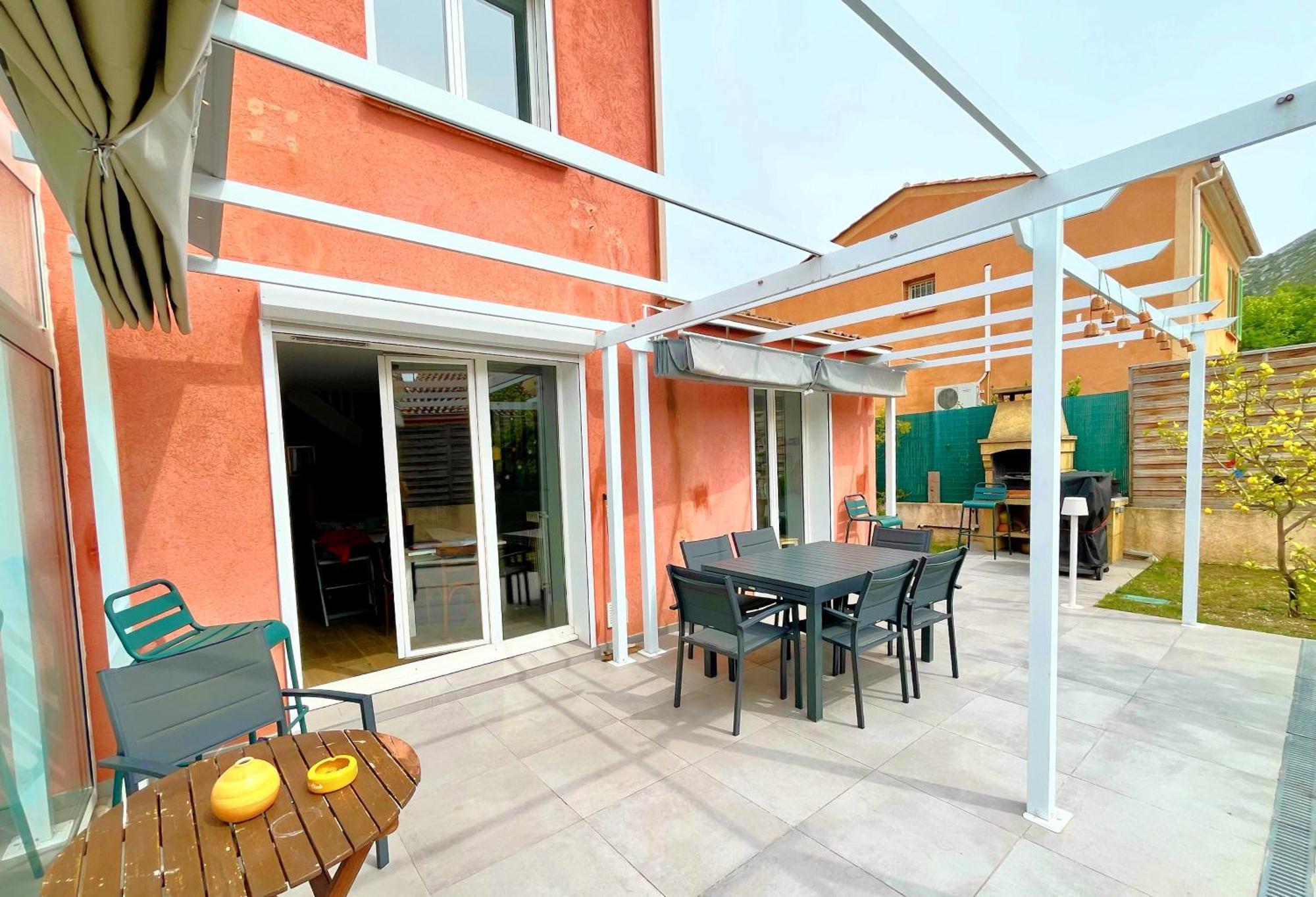 Perdrix Villa Marseilles