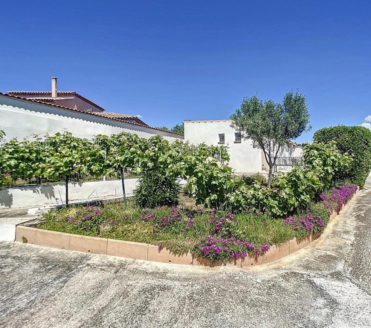Maison 50m2 Dans Propriete Privee A 20 Minutes De La