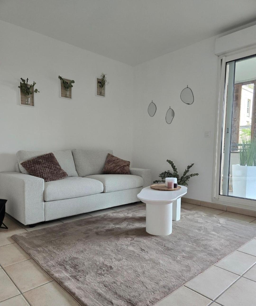 Flat * Marseilles