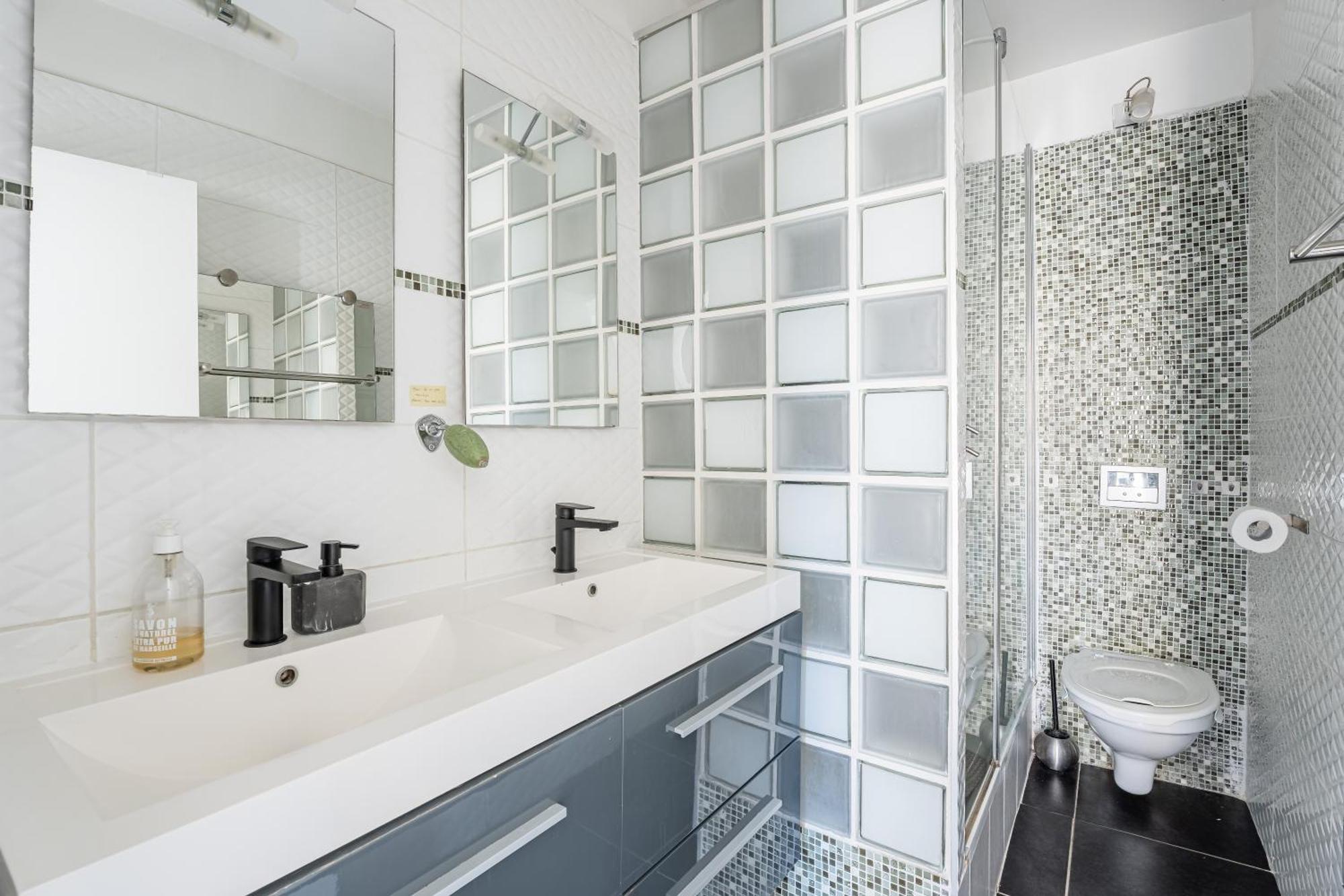 Apartamento Lumineux Au Coeur De Avec Balcon Prive Marsella