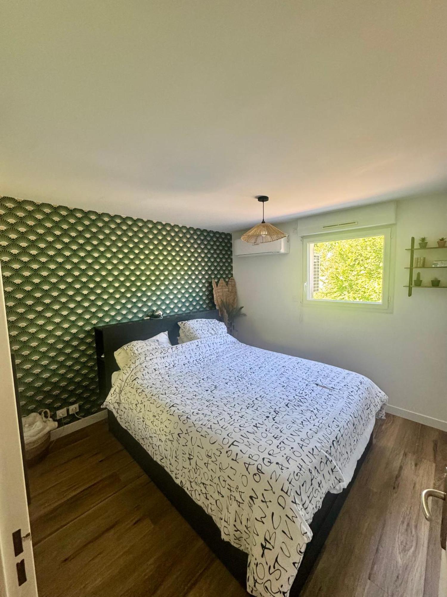 T3 Avec Terrasse Et Parking Dans Petite Fermee Et Calme , Proche De Toutes Commodites Apartment *