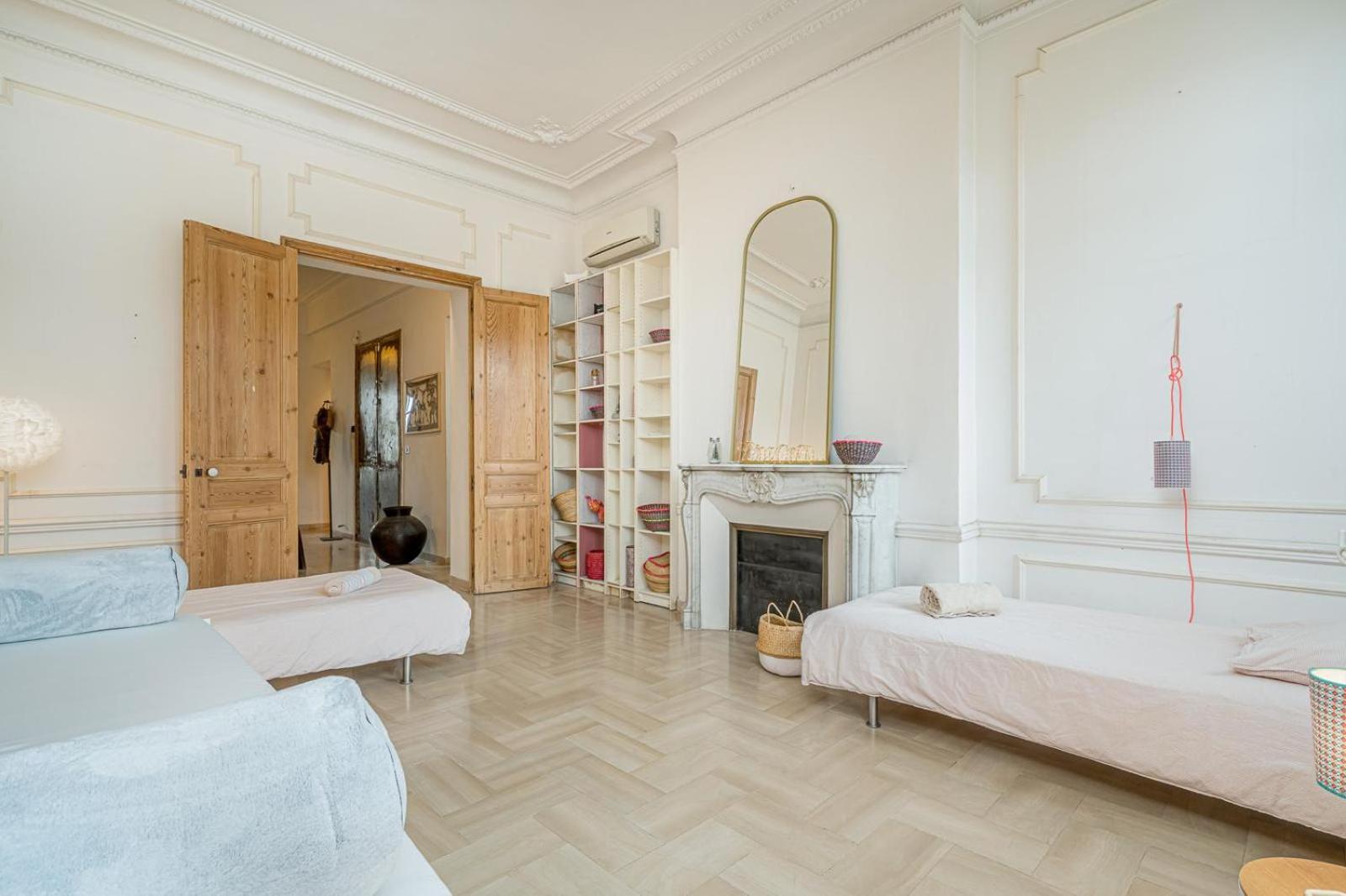 Vaste Et Bel Au Coeur De Apartment